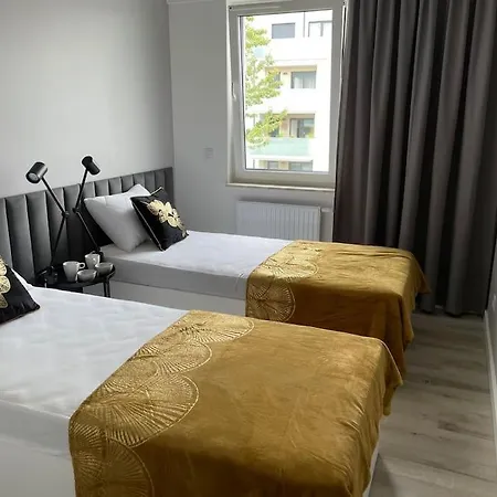 Calkowicie Nowy Apartament Przy Plazy Apartment