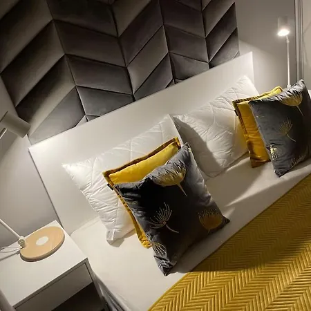 Calkowicie Nowy Apartament Przy Plazy *
