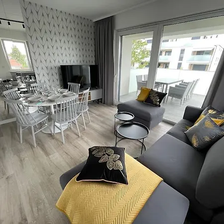 アパート Calkowicie Nowy Przy Plazy *