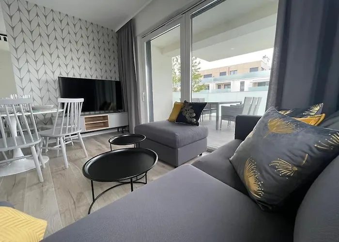 Calkowicie Nowy Przy Plazy