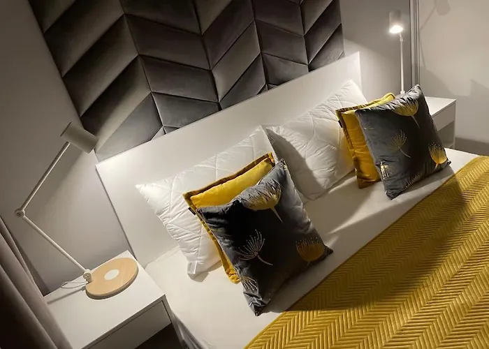 Calkowicie Nowy Przy Plazy *